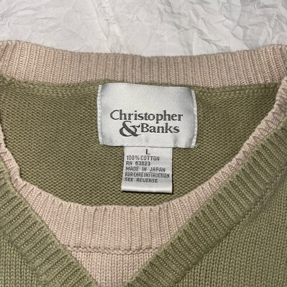 Indie Green Sweater! - Picture 2 of 3